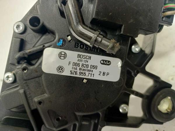 MOTEUR ESSUIE GLACE ARRIERE VW FOX - Vue 3